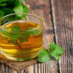 ۷ دمنوش موثر برای تعادل هورمون استروژن در زنان