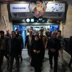 افزایش ظرفیت قطارها در مسیرهای پرتردد / بازدید سرزده وزیر راه از ایستگاه راه‌آهن تهران