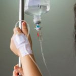 سرم تقویتی برای بی حالی؛ ۷ راهکار نوین برای بازگشت انرژی و طراوت روزانه