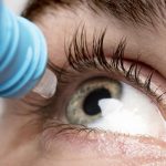 کاربرد و معرفی انواع قطره‌ چشمی